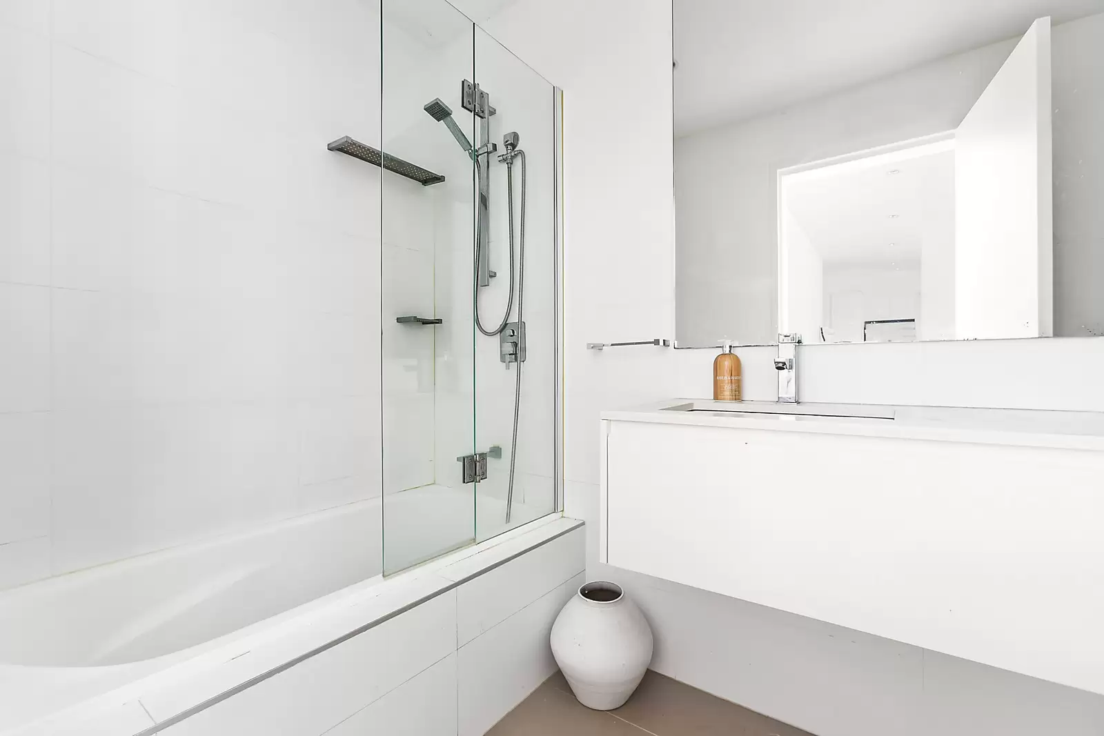 25/2-20 Gumara Street, Randwick Sold by Sydney Sotheby's International Realty - image 5