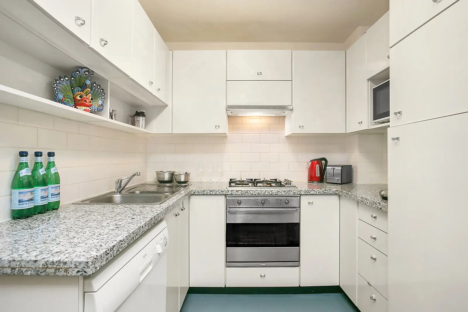 204/10 Mount Street, North Sydney Sold by Sydney Sotheby's International Realty - image 3