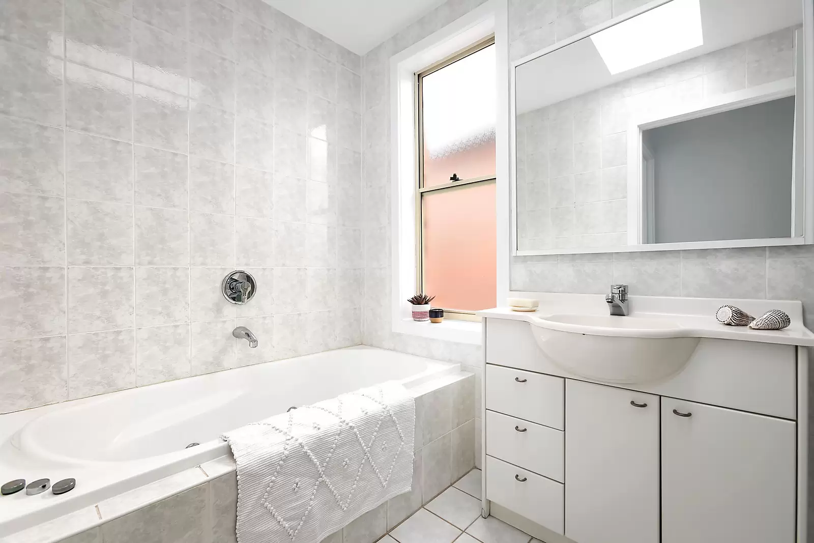 30 Moore Street, Bondi Sold by Sydney Sotheby's International Realty - image 9