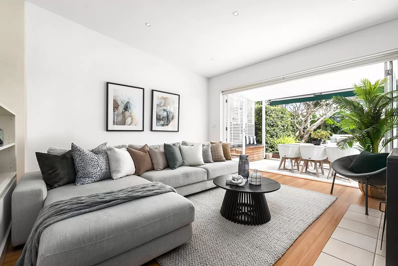 16 Centennial Avenue, Randwick Sold by Sydney Sotheby's International Realty - image 4