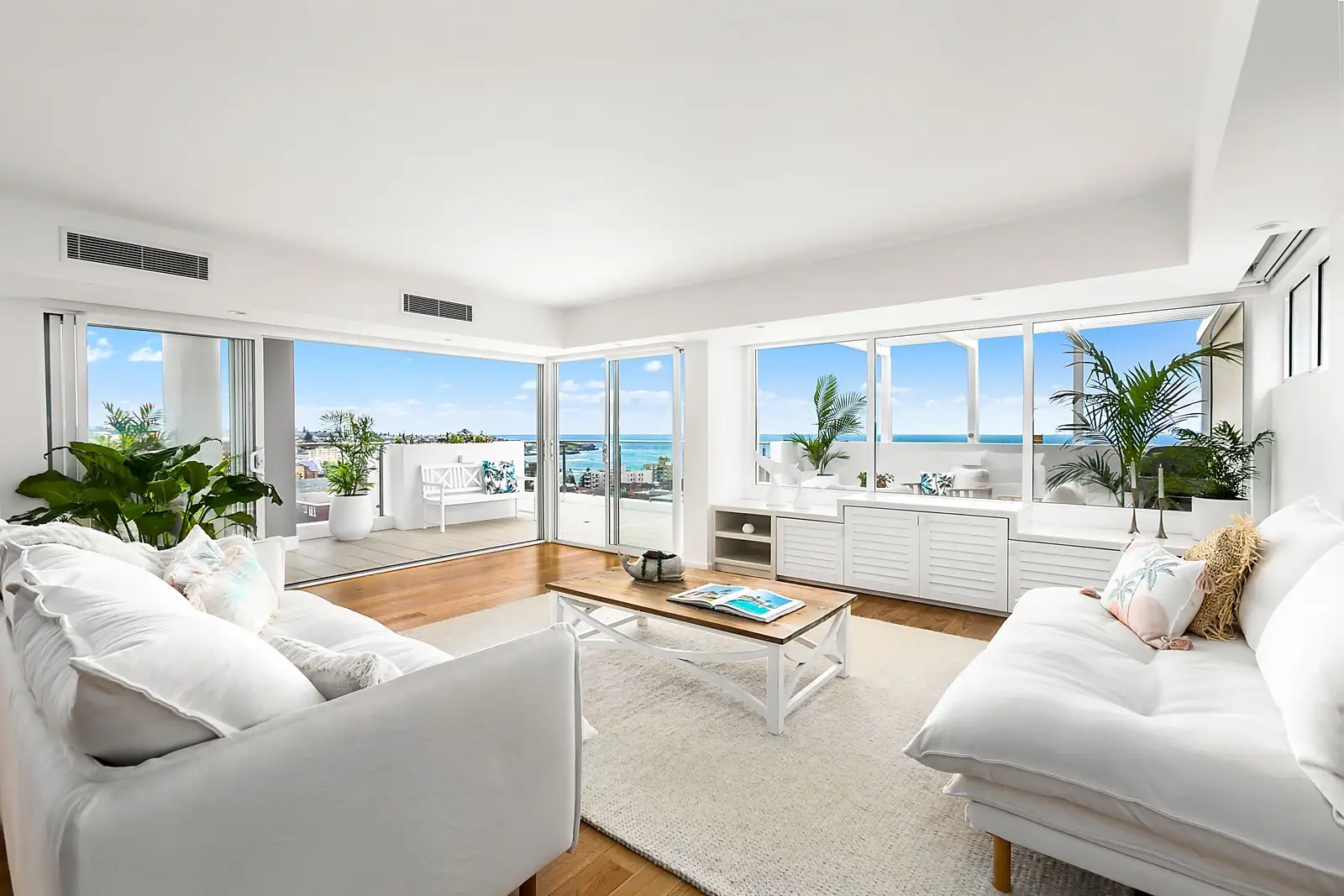 5/162 Brook Street, Coogee Sold by Sydney Sotheby's International Realty - image 2
