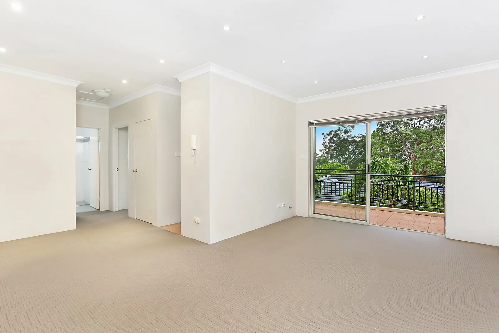 29/52 Oxford Street, Epping Leased by Sydney Sotheby's International Realty - image 3