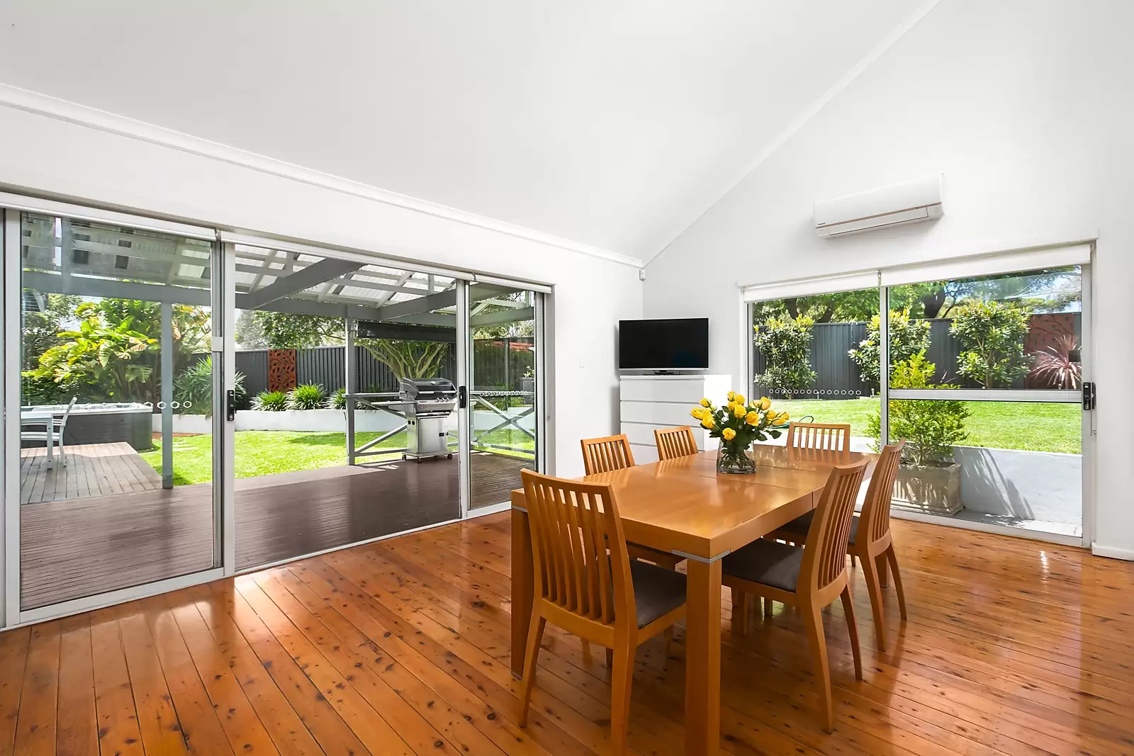 23 Macarthur Avenue, Pagewood Sold by Sydney Sotheby's International Realty - image 5