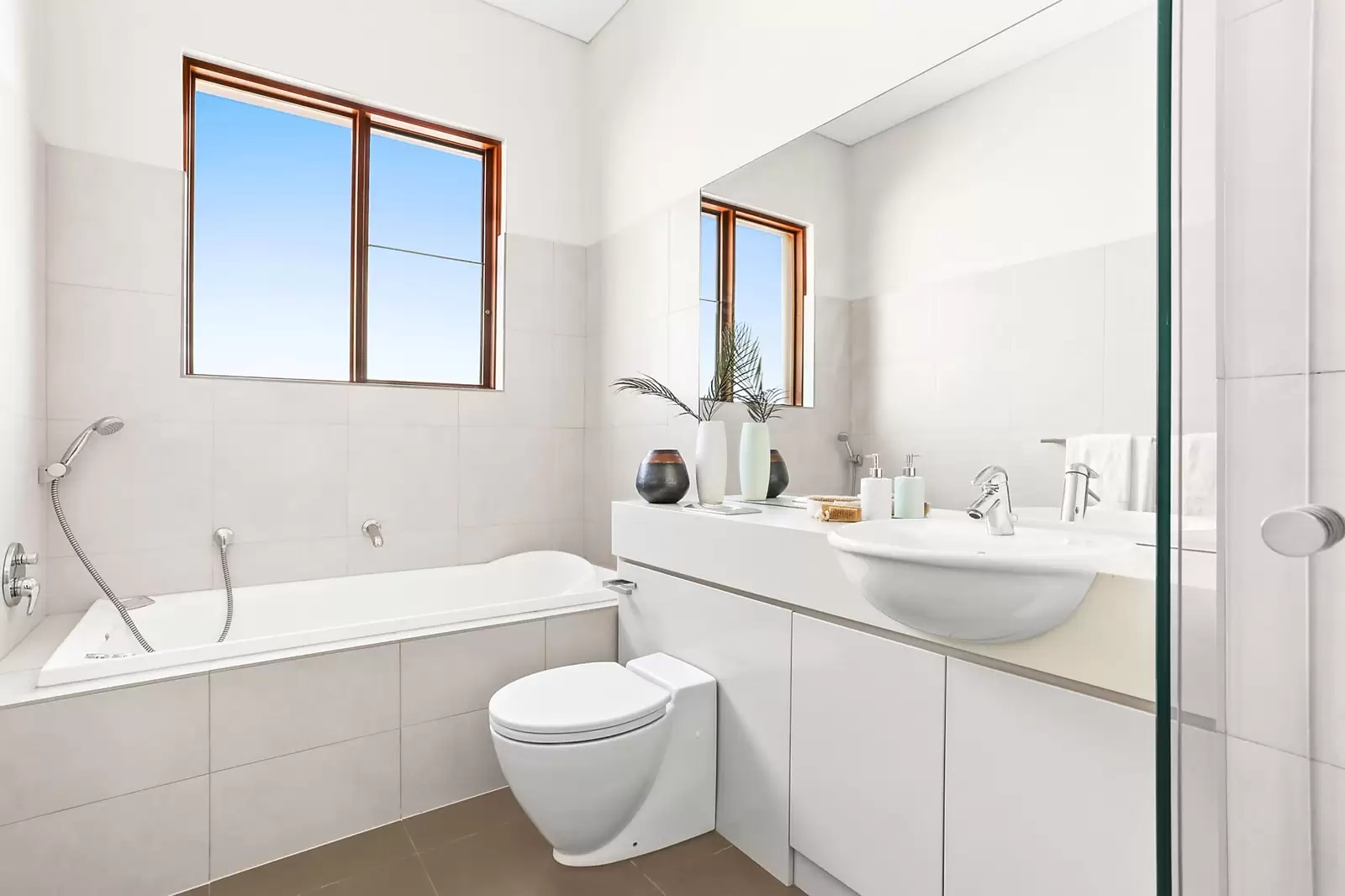 9 Mooramie Avenue, Kensington Sold by Sydney Sotheby's International Realty - image 9