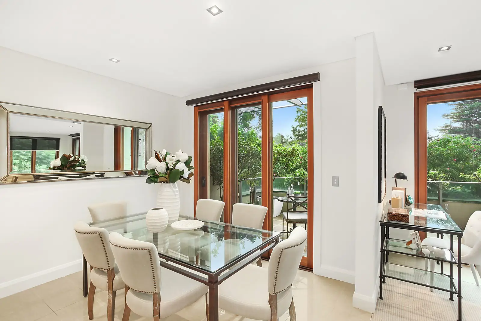 4/2 Milray Street, Lindfield Sold by Sydney Sotheby's International Realty - image 3
