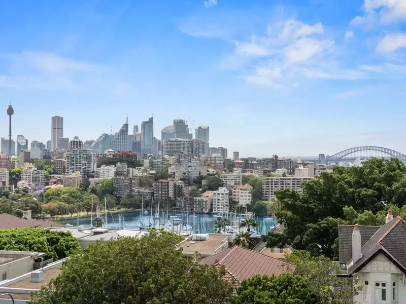4C/55 Darling Point Road, Darling Point Leased by Sydney Sotheby's International Realty - image 2