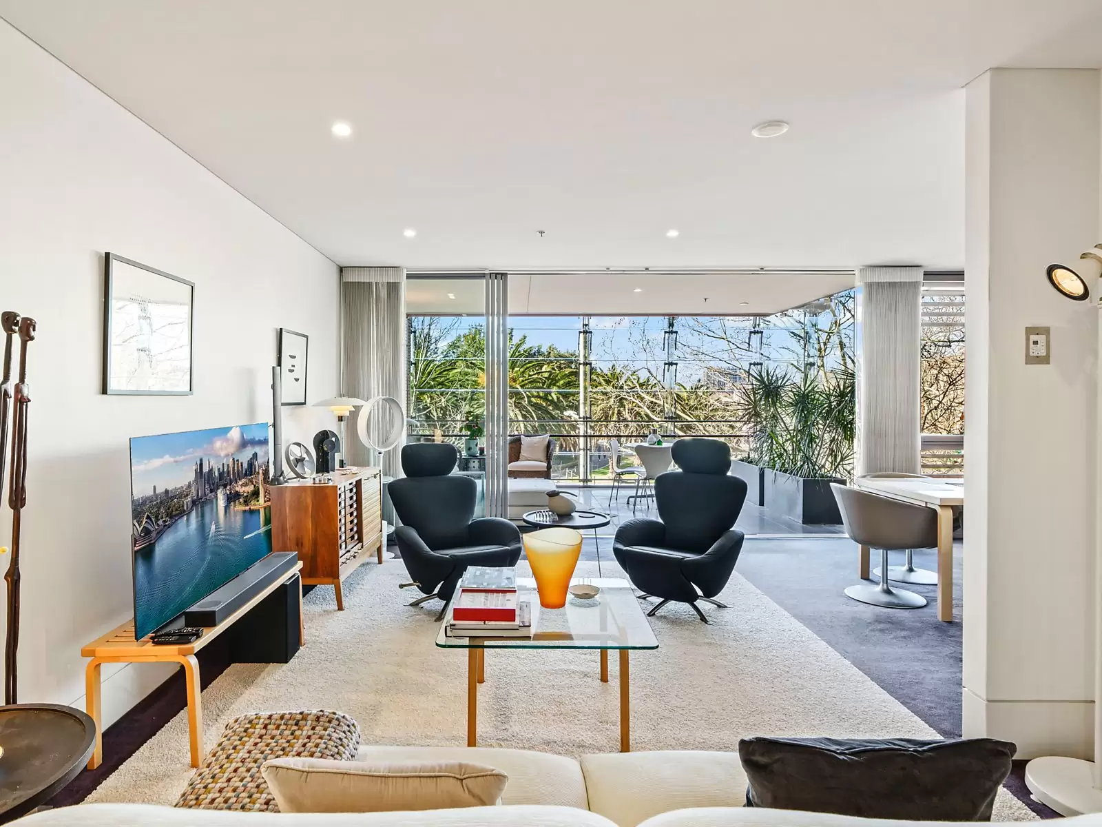 34/155 Macquarie Street, Sydney Sold by Sydney Sotheby's International Realty - image 2
