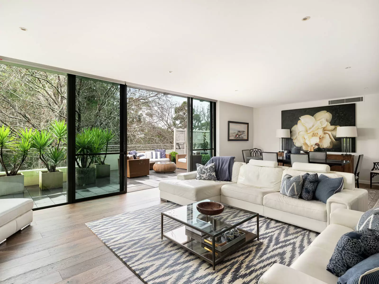 34/10 Marian Street, Killara Sold by Sydney Sotheby's International Realty - image 1
