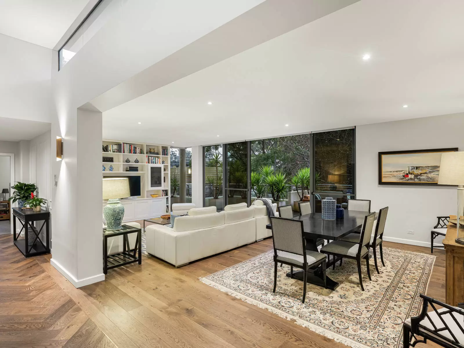 34/10 Marian Street, Killara Sold by Sydney Sotheby's International Realty - image 2
