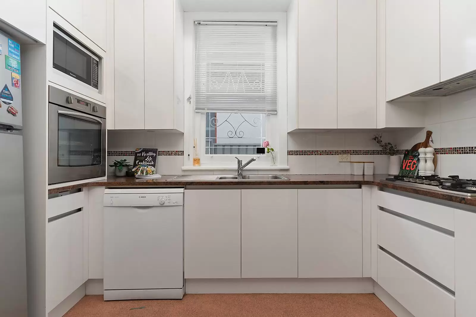 11 Mooramie Avenue, Kensington Sold by Sydney Sotheby's International Realty - image 10