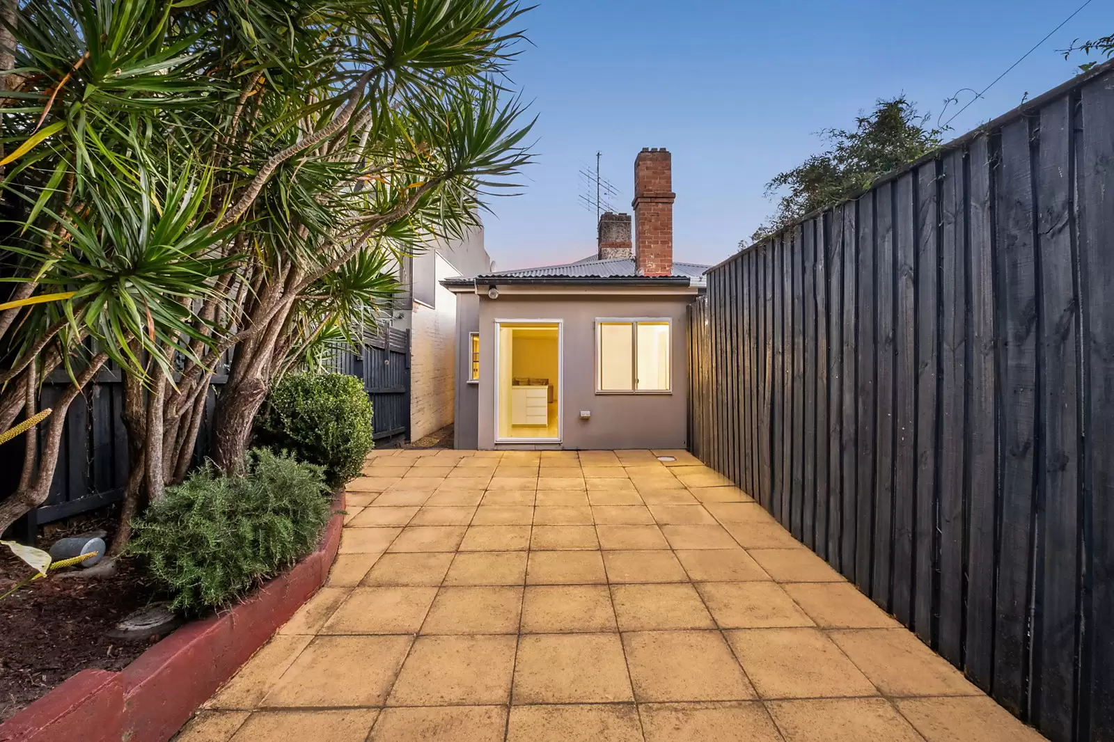 24 Birrell Street, Bondi Junction Sold by Sydney Sotheby's International Realty - image 4