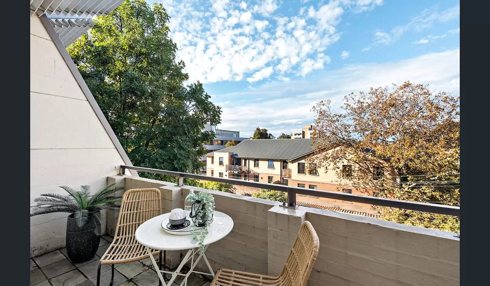 100/155 Missenden Road, Newtown Sold by Sydney Sotheby's International Realty - image 4