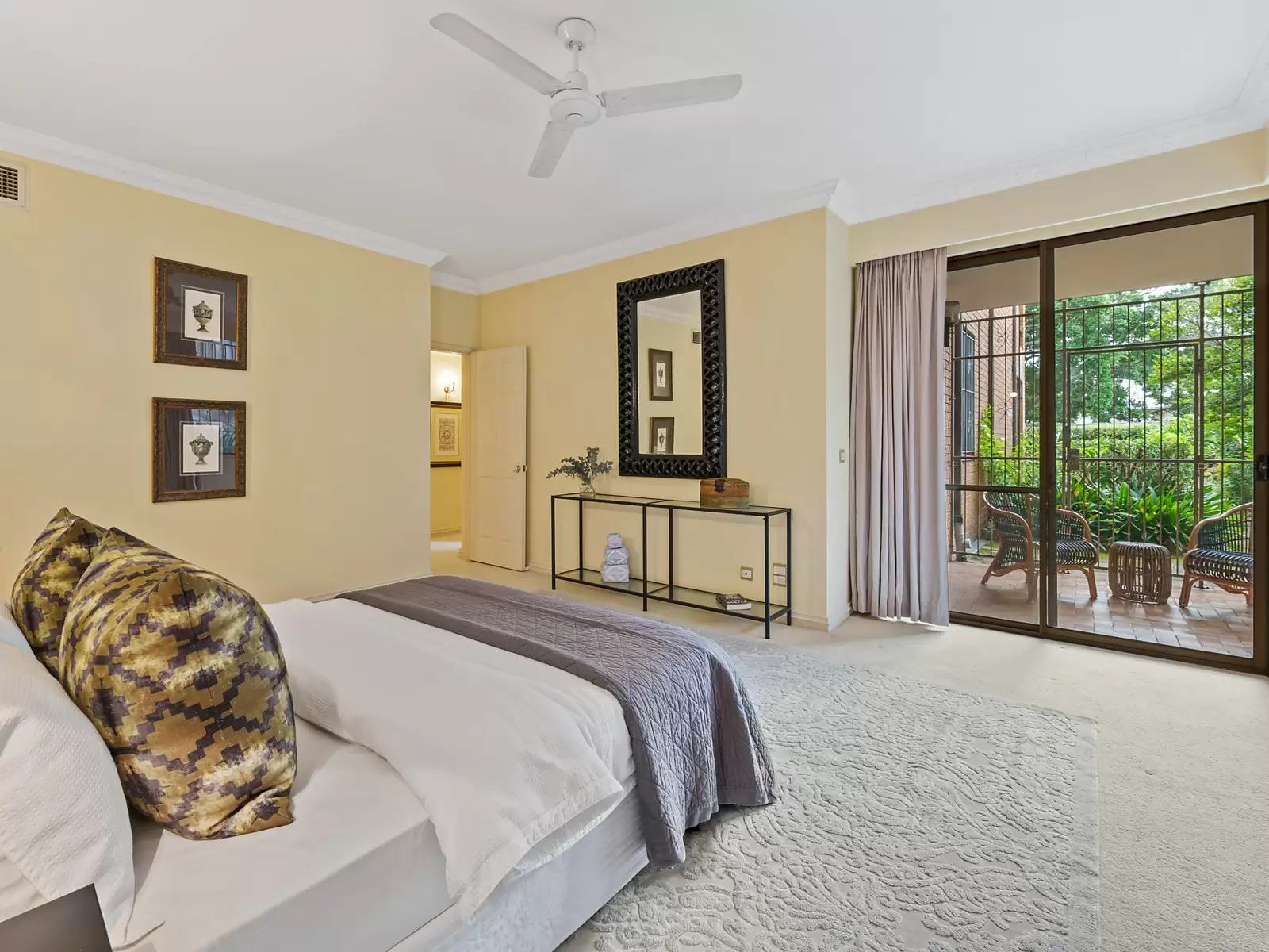 1/16 Darling Point Road, Darling Point Sold by Sydney Sotheby's International Realty - image 14
