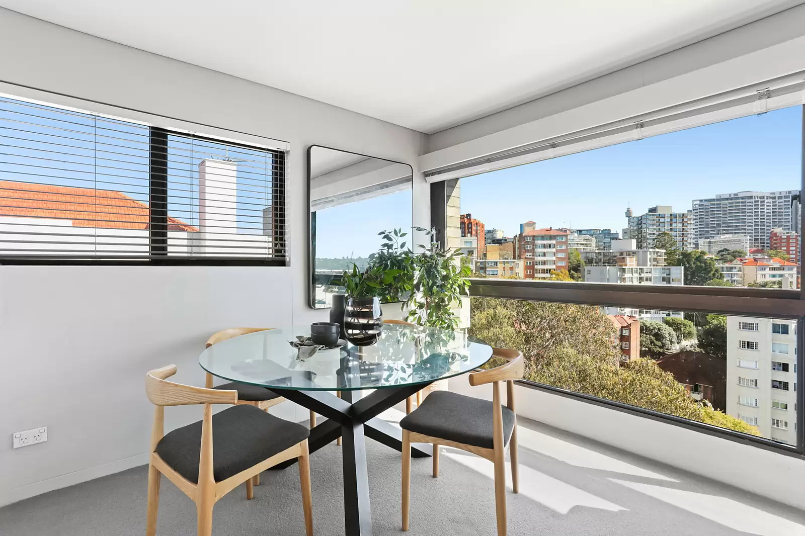 65A/100 Elizabeth Bay Road, Elizabeth Bay Sold by Sydney Sotheby's International Realty - image 3