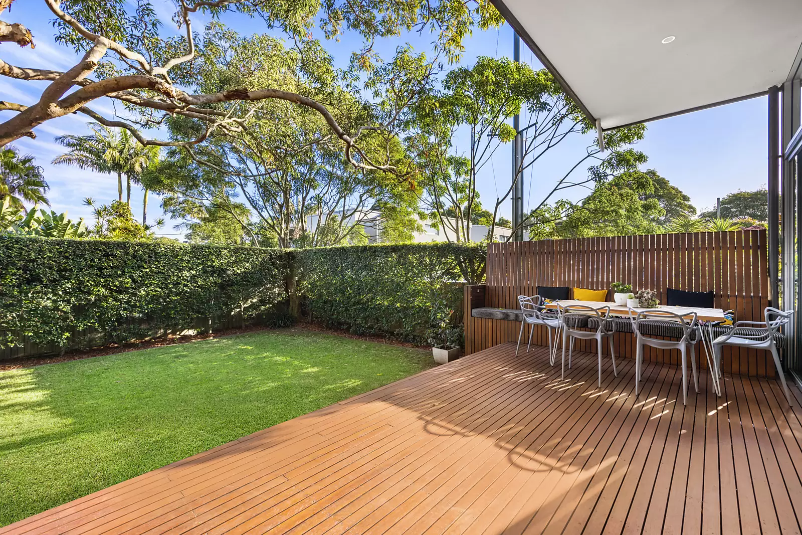 1 Walenore Avenue, Kingsford Sold by Sydney Sotheby's International Realty - image 2