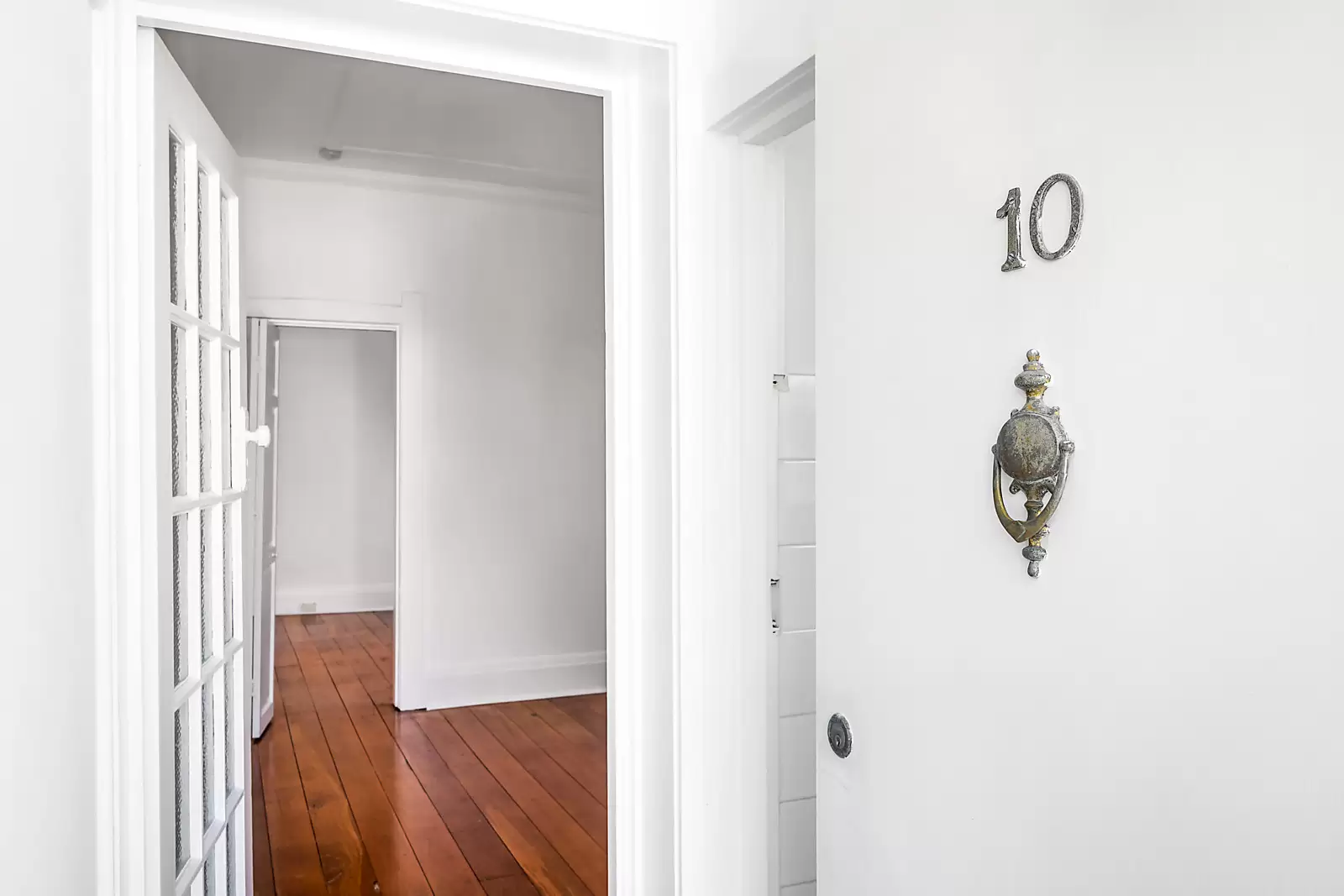 10/2-4 Kidman Street, Coogee Sold by Sydney Sotheby's International Realty - image 2