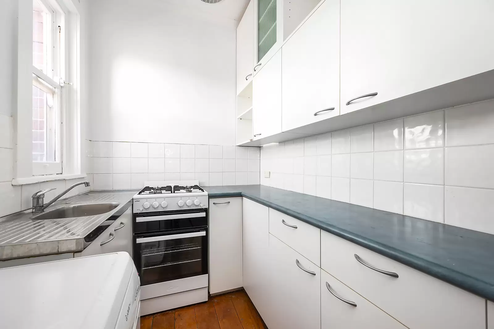 10/2-4 Kidman Street, Coogee Sold by Sydney Sotheby's International Realty - image 4