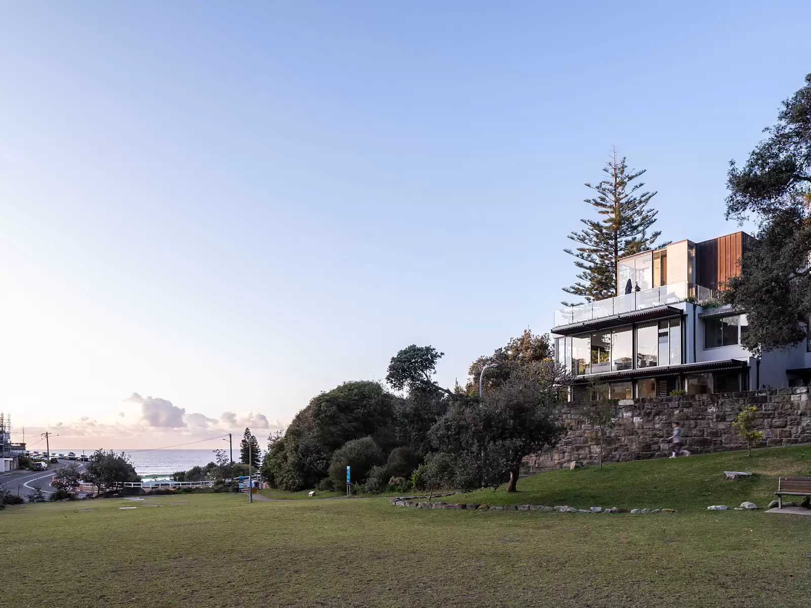30 Wolaroi Crescent, Tamarama Sold by Sydney Sotheby's International Realty - image 1