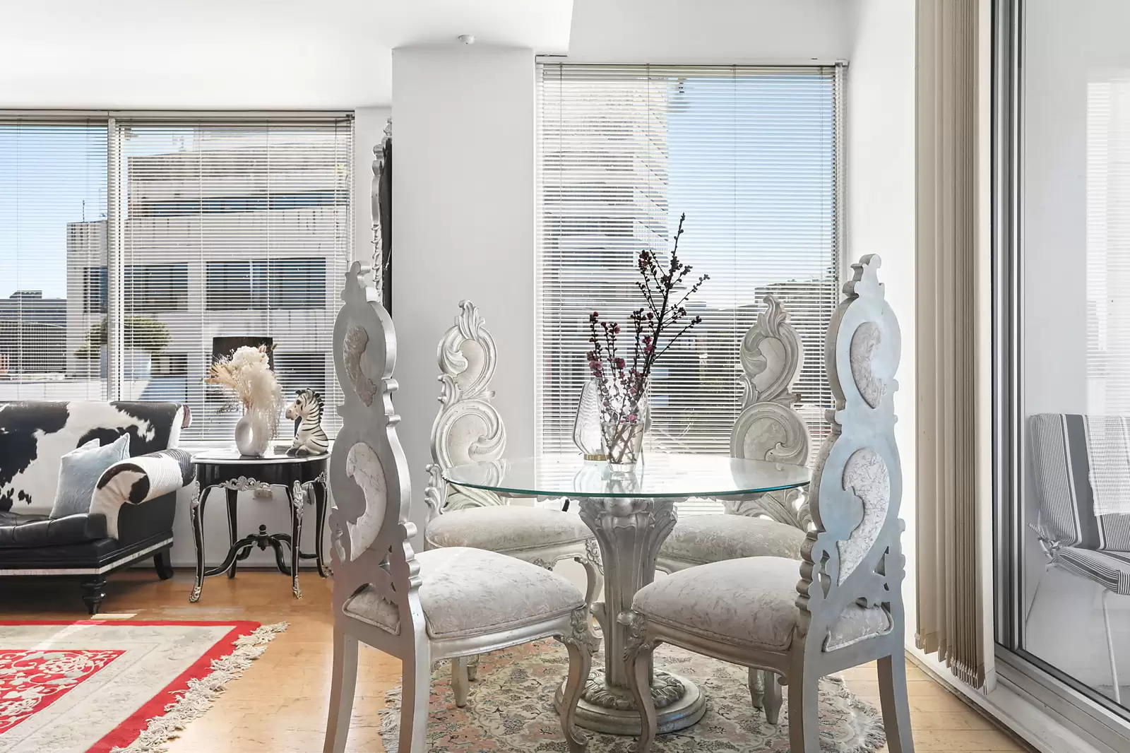 27/8-14 Brumby Street, Surry Hills Sold by Sydney Sotheby's International Realty - image 3