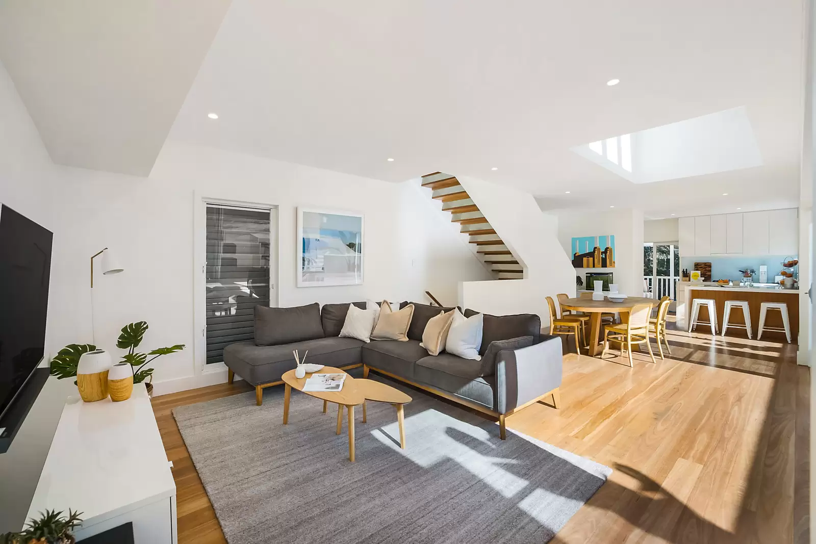 2 Bay Street, Coogee Sold by Sydney Sotheby's International Realty - image 4