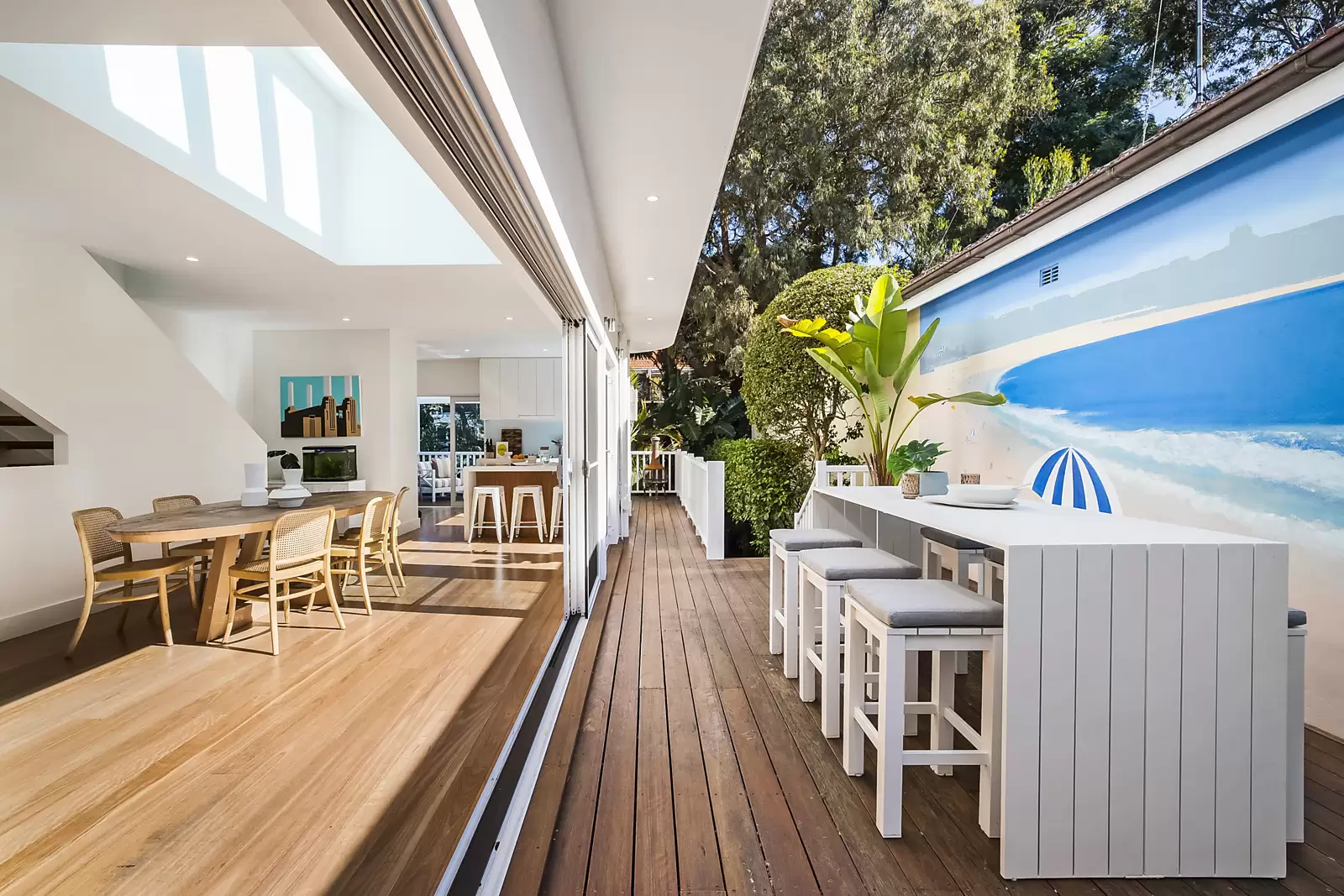 2 Bay Street, Coogee Sold by Sydney Sotheby's International Realty - image 2