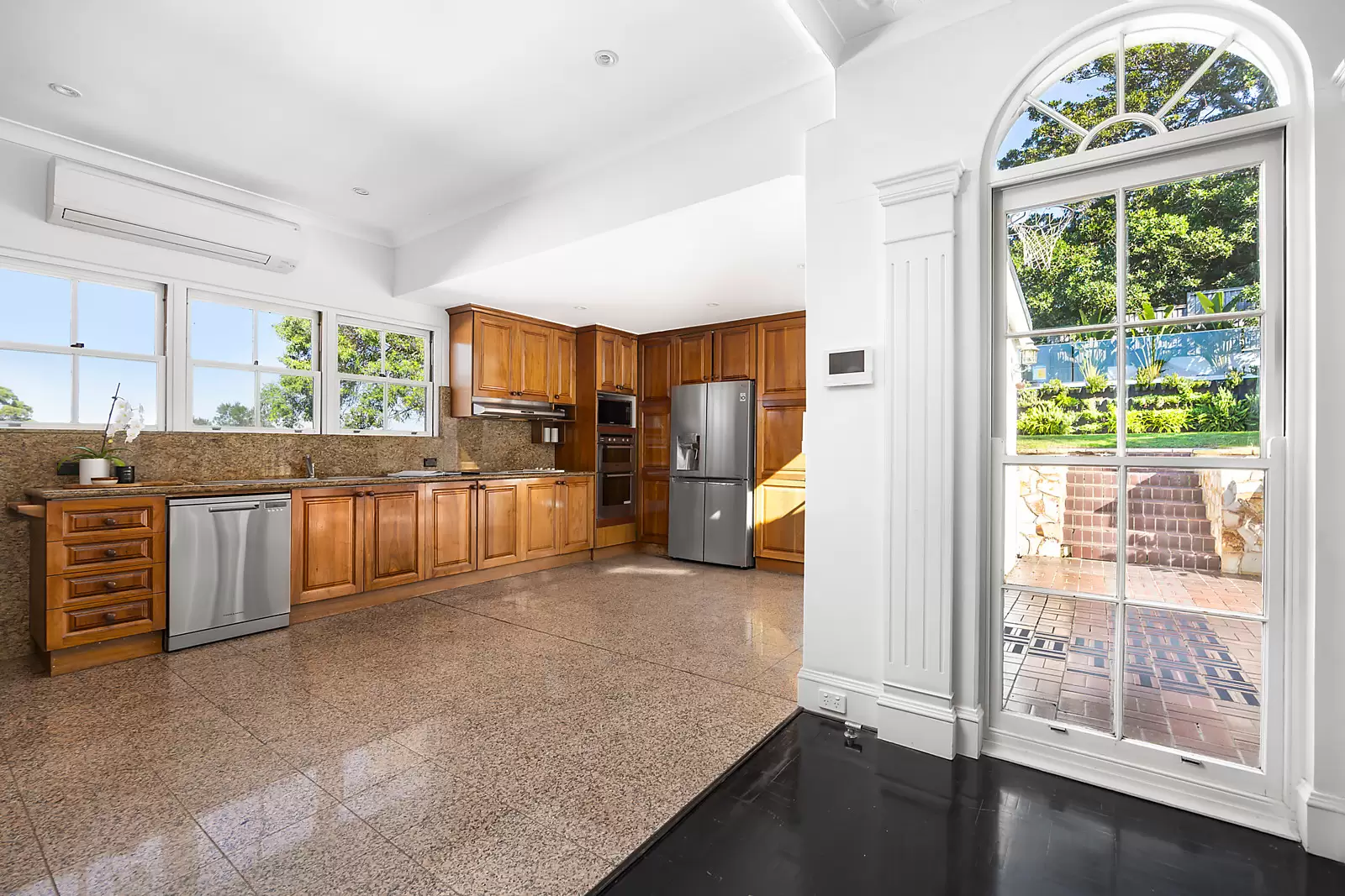 12 Cottenham Avenue, Kensington Sold by Sydney Sotheby's International Realty - image 14