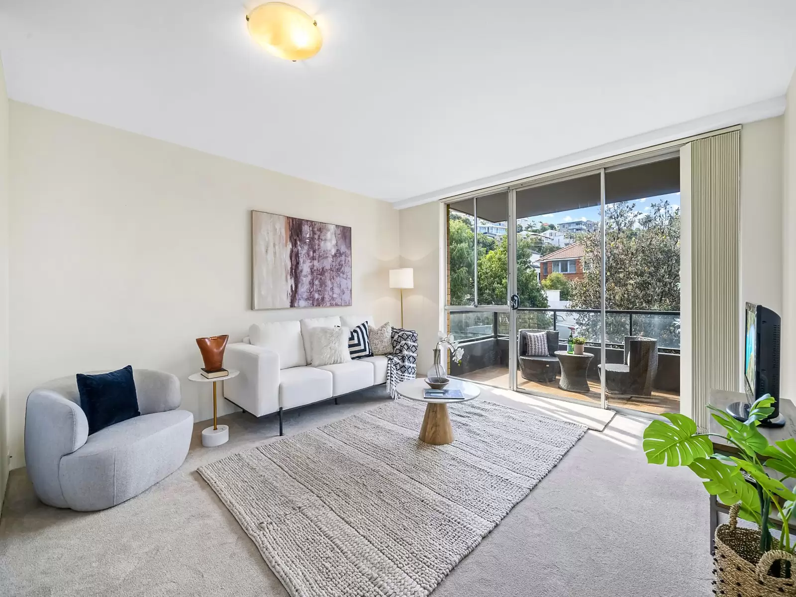 9/20 Hardy Street, North Bondi Sold by Sydney Sotheby's International Realty - image 2