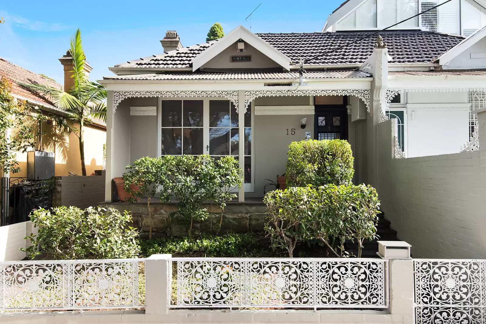 15 Roslyndale Avenue, Woollahra Sold by Sydney Sotheby's International Realty - image 1
