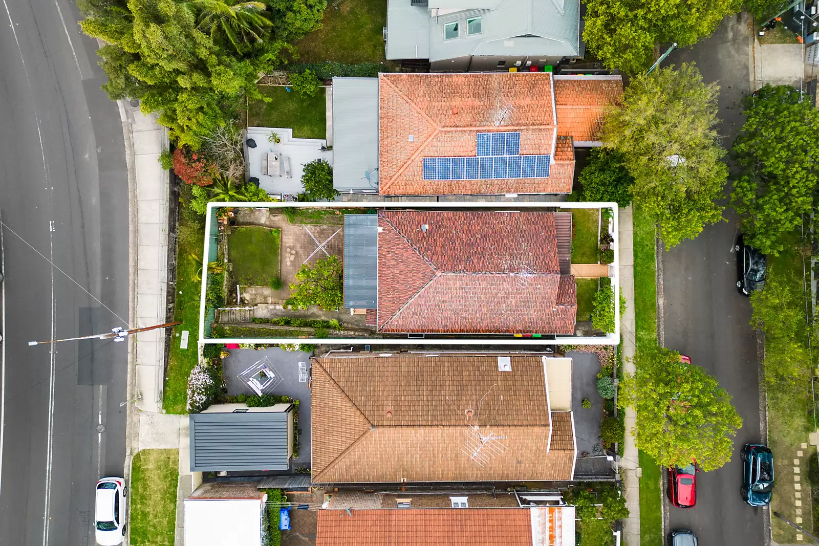 8 Farnham Avenue, Randwick Sold by Sydney Sotheby's International Realty - image 2