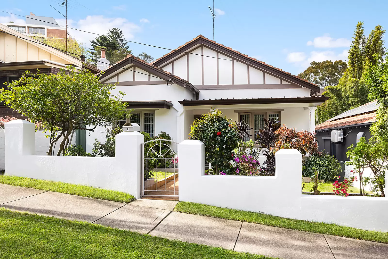 8 Farnham Avenue, Randwick Sold by Sydney Sotheby's International Realty - image 1