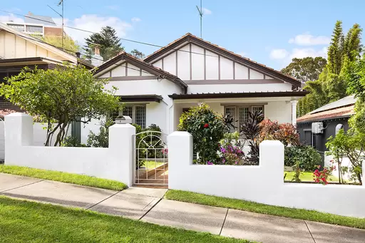 8 Farnham Avenue, Randwick Sold by Sydney Sotheby's International Realty