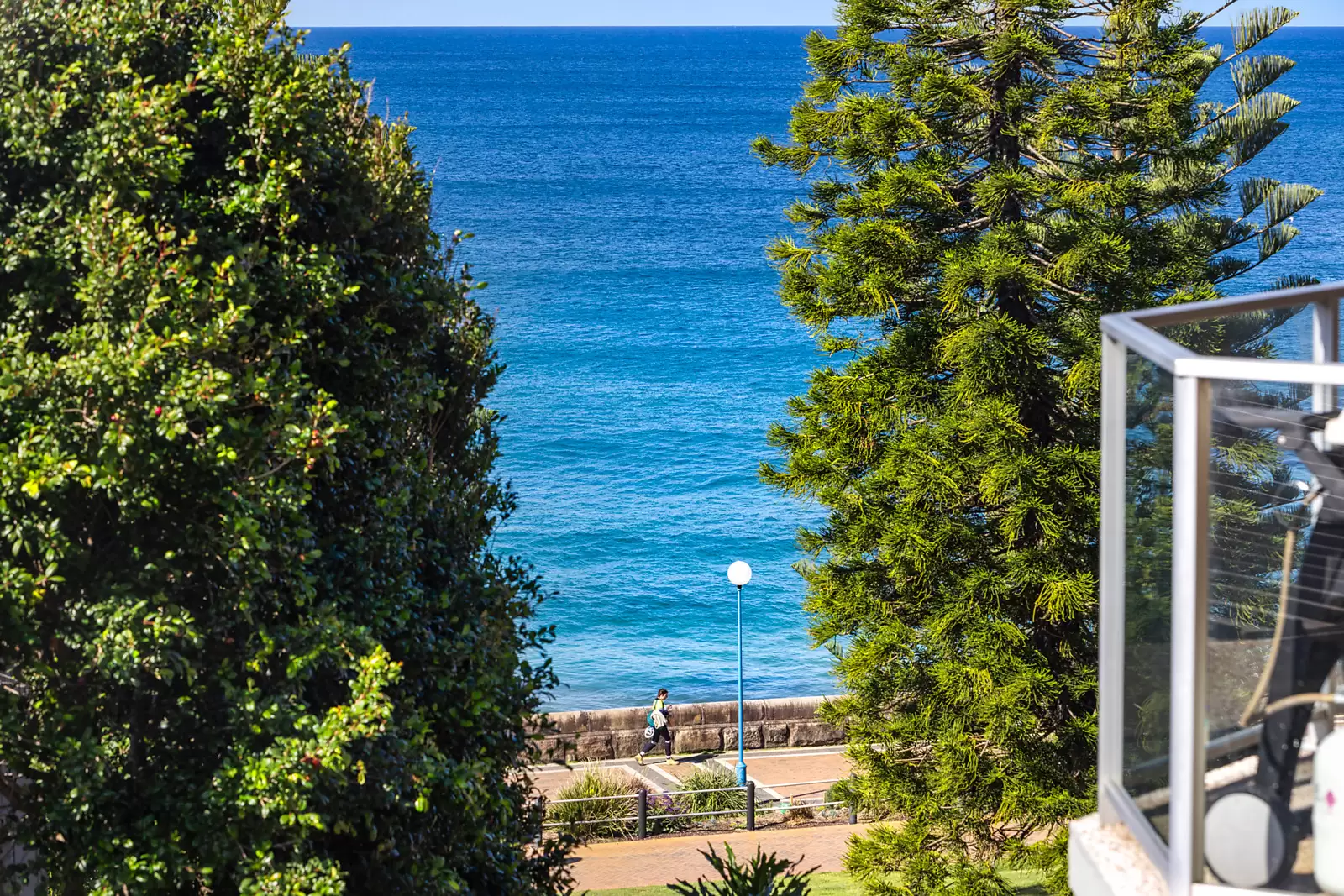 4/23-25 Vicar Street, Coogee Sold by Sydney Sotheby's International Realty - image 7