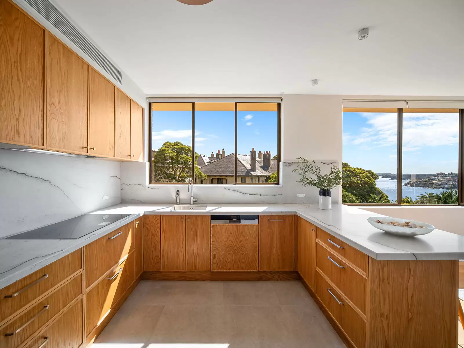 11/14 Eastbourne Road, Darling Point Sold by Sydney Sotheby's International Realty - image 6