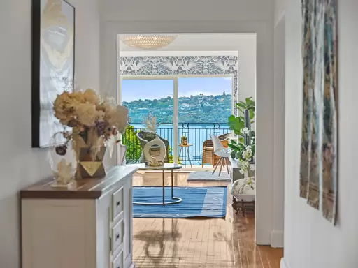 4/4 Aston Gardens, Bellevue Hill Sold by Sydney Sotheby's International Realty