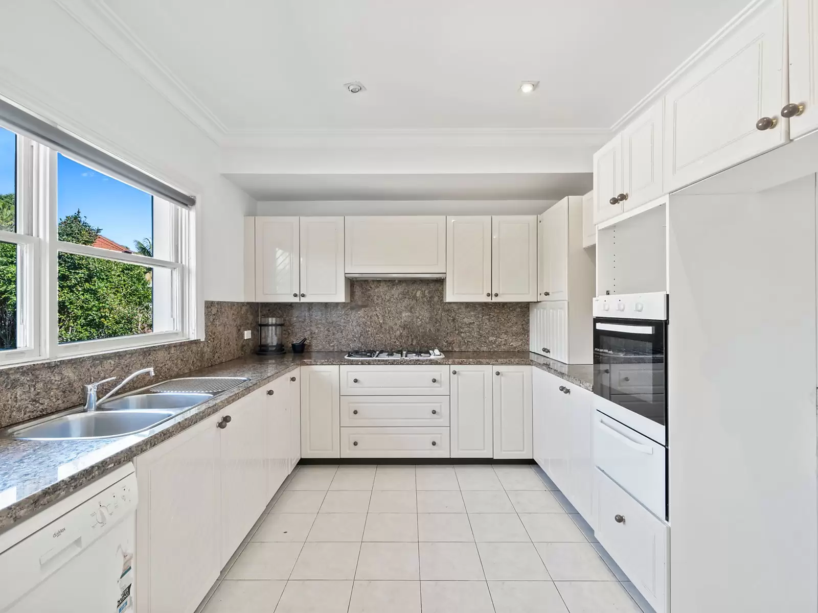 65 Hopetoun Avenue, Vaucluse Sold by Sydney Sotheby's International Realty - image 6