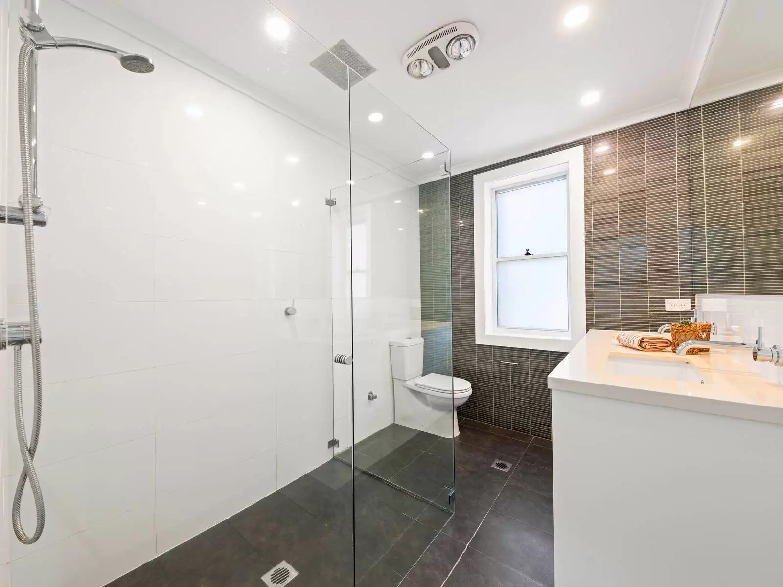 66 Simpson, Bondi Beach Leased by Sydney Sotheby's International Realty - image 10