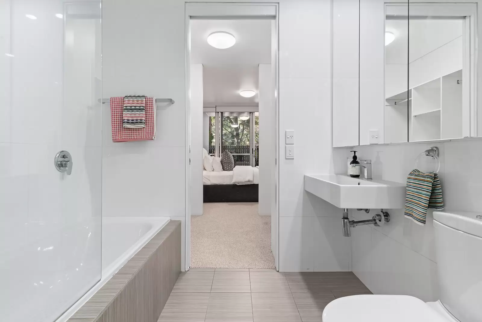 3/142-144 Francis Street, Bondi Beach Sold by Sydney Sotheby's International Realty - image 10