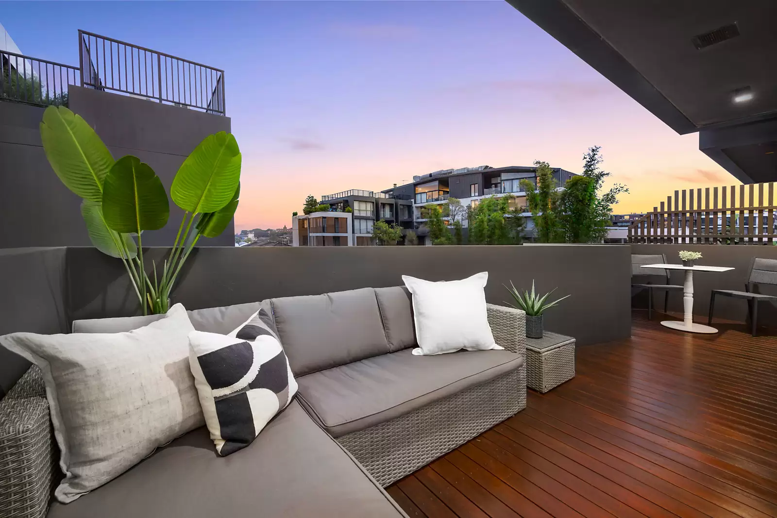304/2-6 Goodwood Street, Kensington Sold by Sydney Sotheby's International Realty - image 2