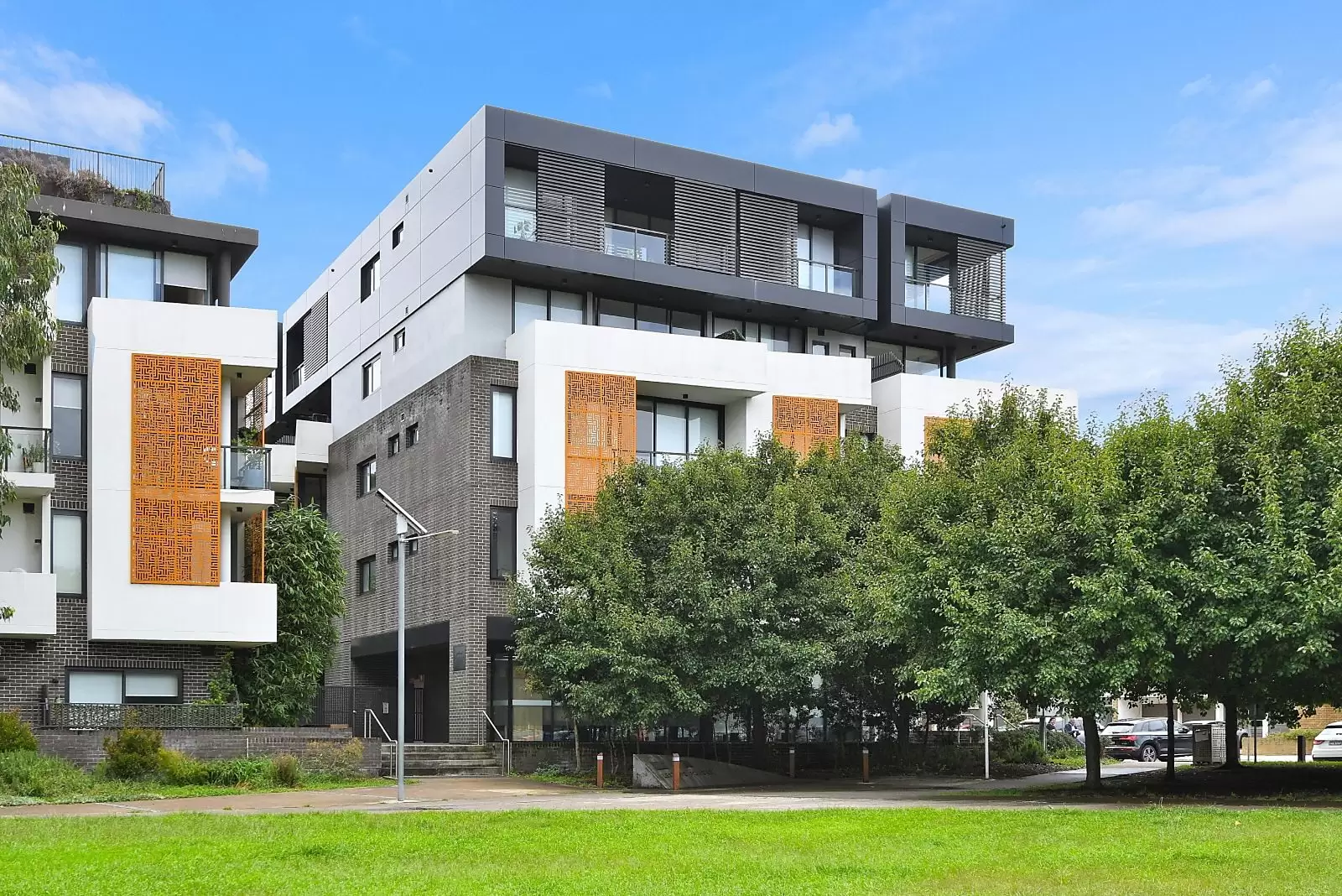 304/2-6 Goodwood Street, Kensington Sold by Sydney Sotheby's International Realty - image 7