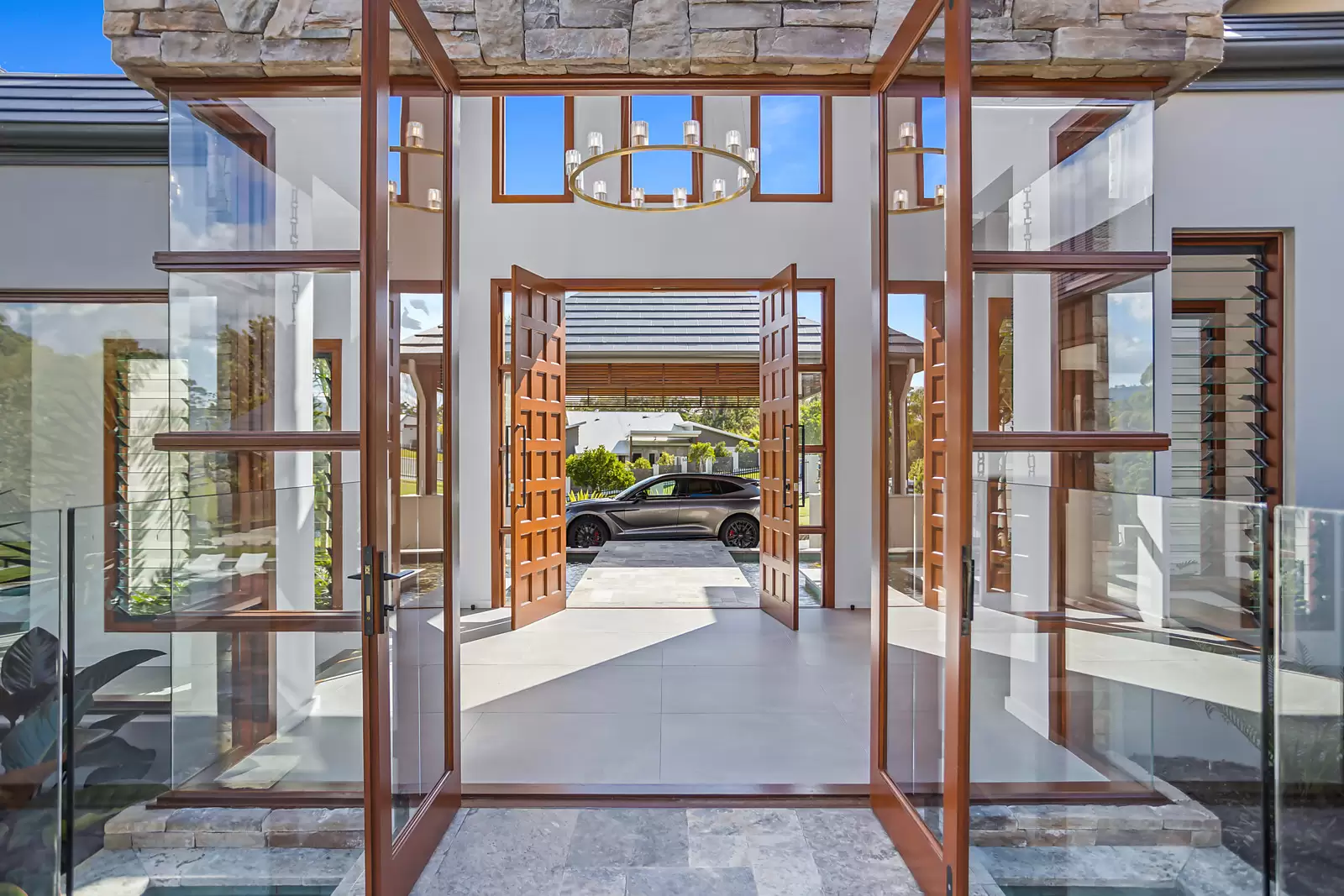 48 Huntington Drive, Maudsland Sold by Sydney Sotheby's International Realty - image 3