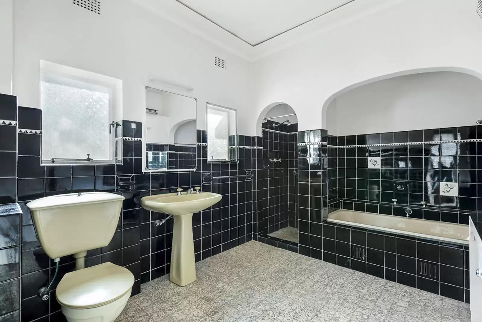67 Coolawin Road, Northbridge Sold by Sydney Sotheby's International Realty - image 6