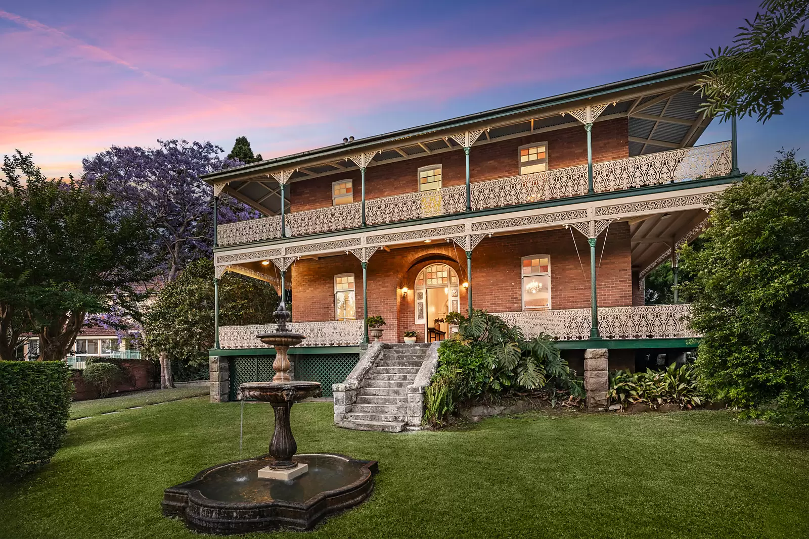 1 Wybalena Road, Hunters Hill Sold by Sydney Sotheby's International Realty - image 1