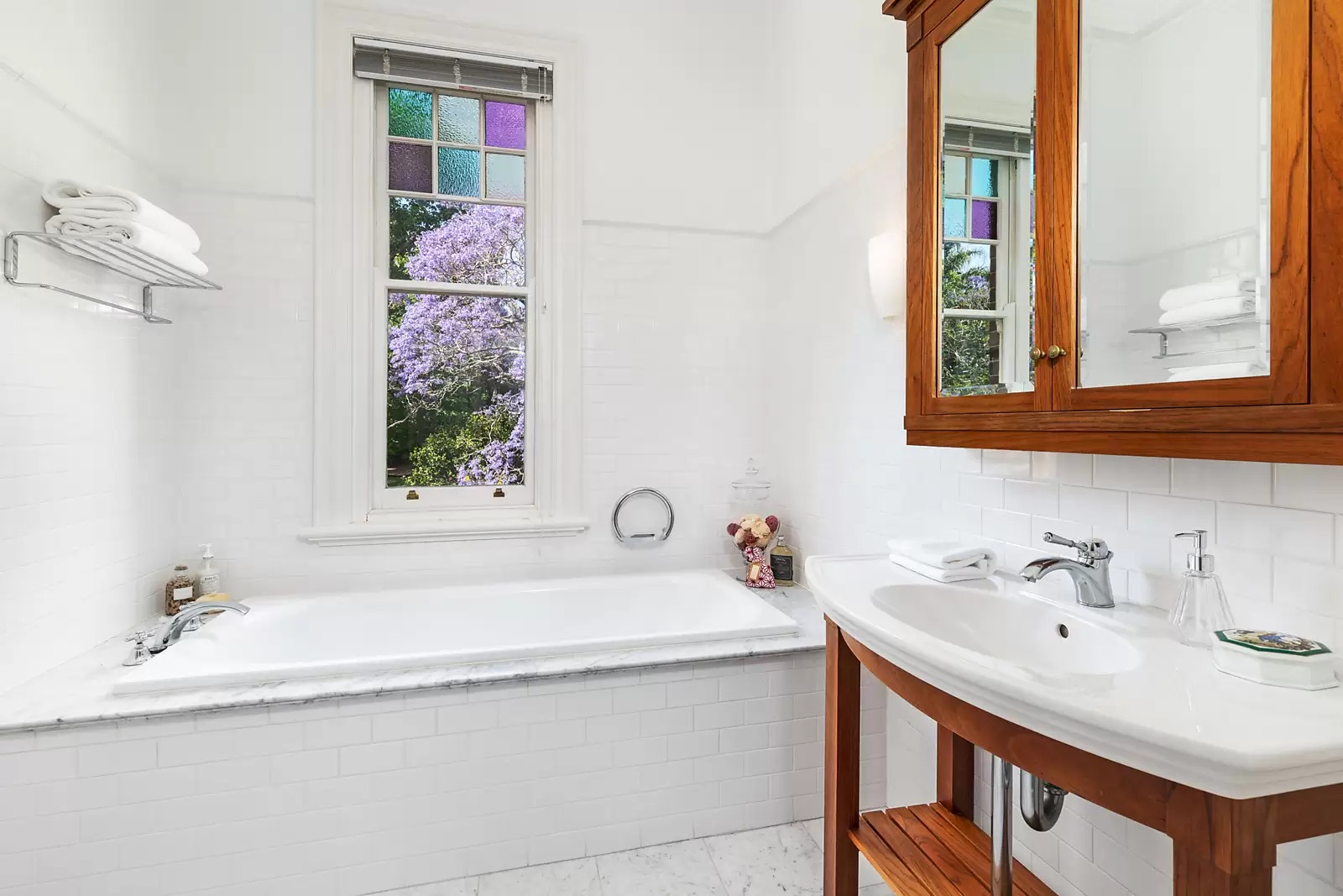1 Wybalena Road, Hunters Hill Sold by Sydney Sotheby's International Realty - image 14
