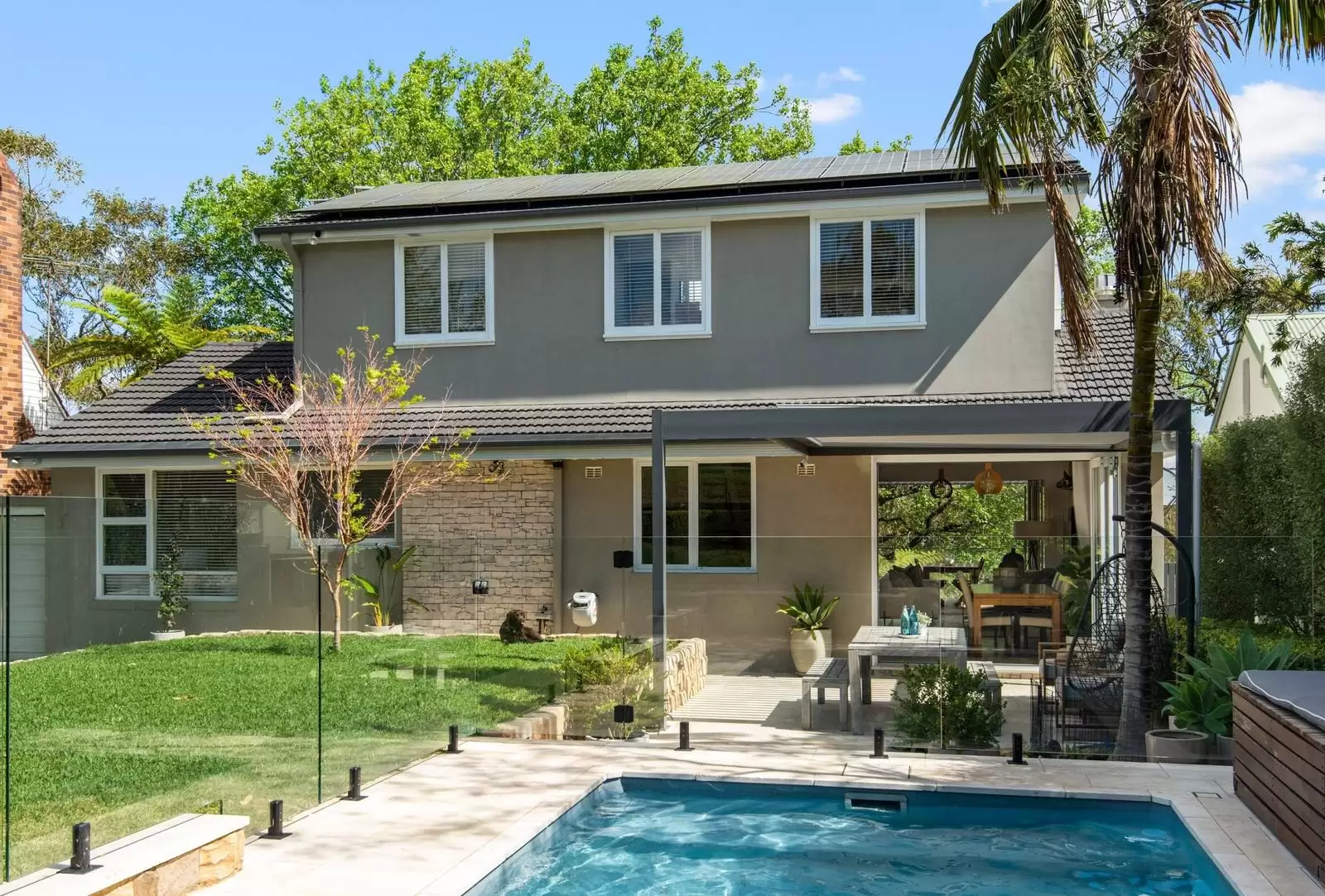 38 Waugoola Street, Gordon Sold by Sydney Sotheby's International Realty - image 1