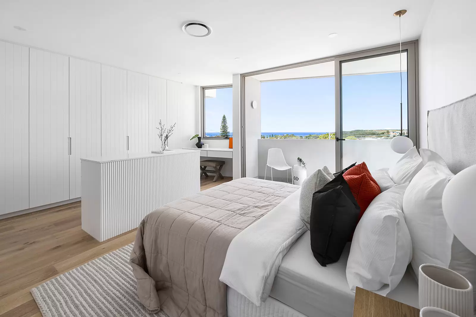 106 Mons Avenue, Maroubra Sold by Sydney Sotheby's International Realty - image 4