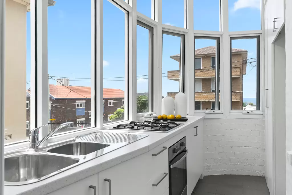5/27 Glen Street, Bondi Sold by Sydney Sotheby's International Realty