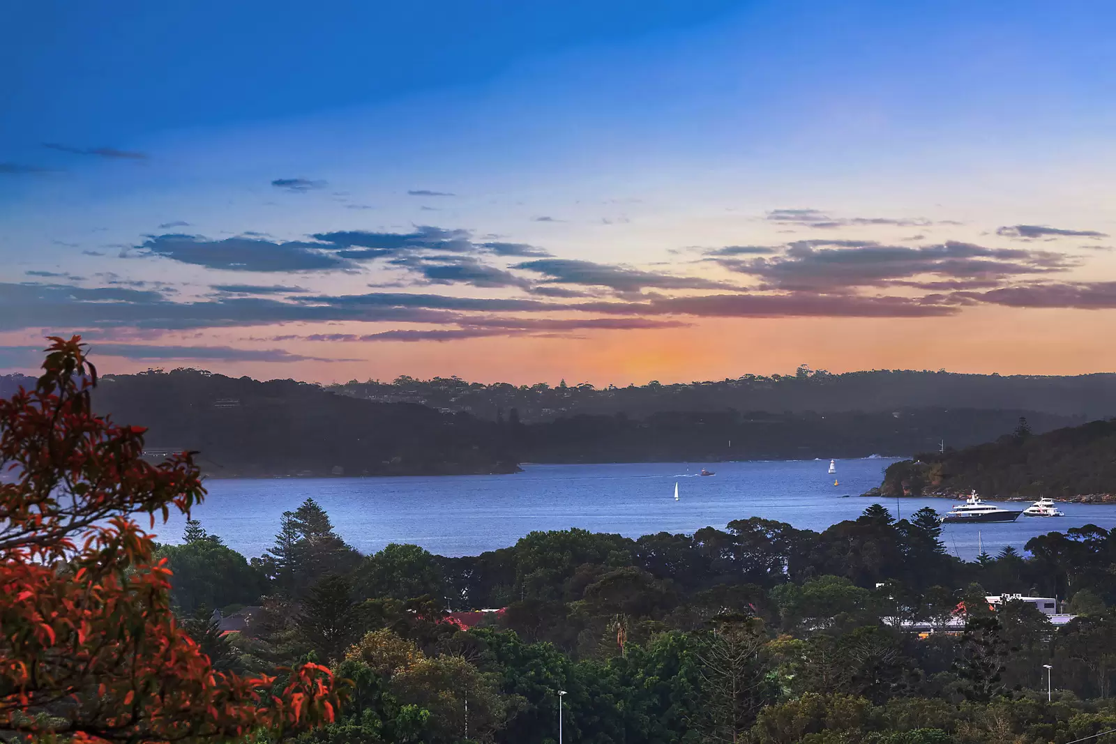 Residence 1/15 Benelong Crescent, Bellevue Hill Sold by Sydney Sotheby's International Realty - image 1