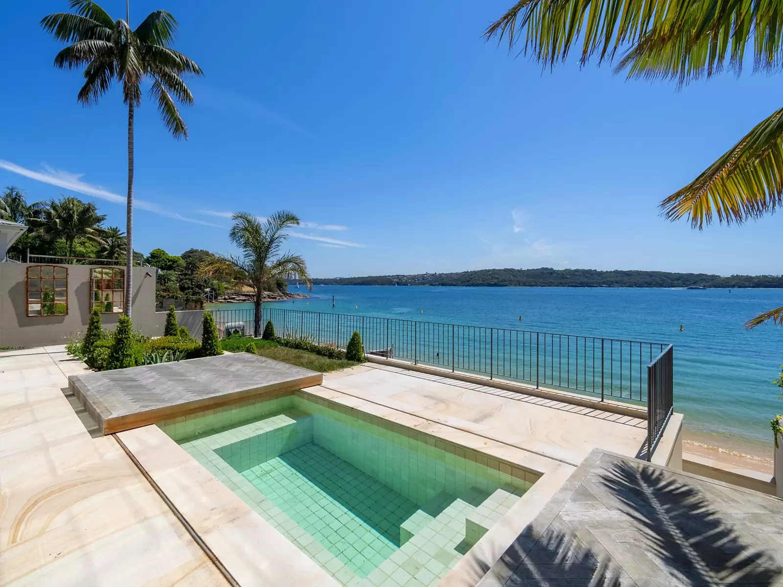 13 Victoria Street, Watsons Bay Sold by Sydney Sotheby's International Realty - image 2