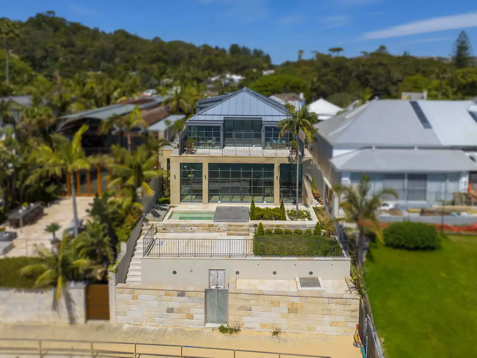13 Victoria Street, Watsons Bay Sold by Sydney Sotheby's International Realty - image 1
