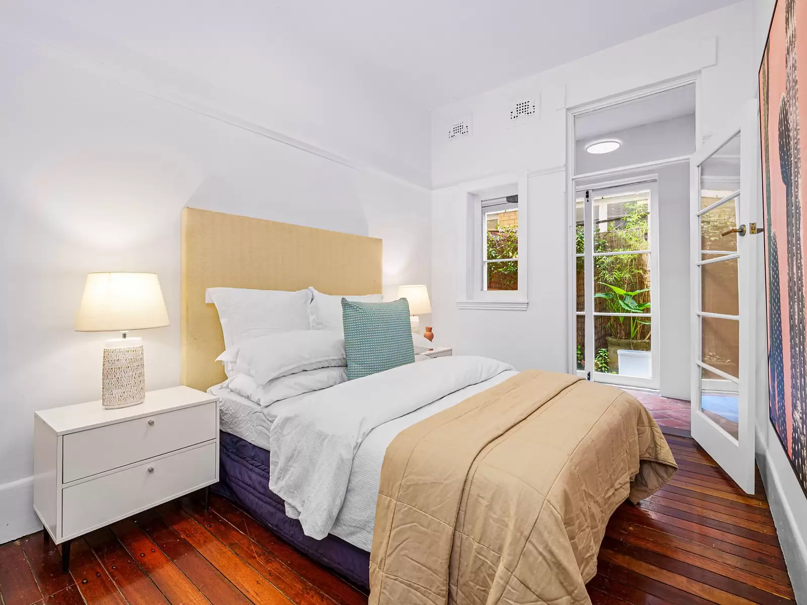 3/241 Old South Head Road, Bondi Sold by Sydney Sotheby's International Realty - image 4